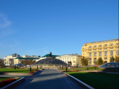 Foto: architektonische monumente, parks und unterhaltungsorte, Manegenplatz, Moskau