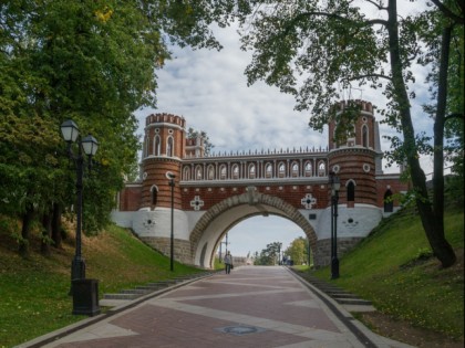 Foto: architektonische monumente, parks und unterhaltungsorte, schlösser, burgen und paläste, Zarizyno-Park, Moskau