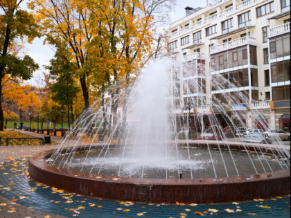 Foto: architektonische monumente, andere plätze, Petrowski-Grünanlage, Woronesch