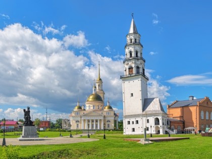 Foto: architektonische monumente, andere plätze, Schiefer Turm von Newjansk, Jekaterinburg