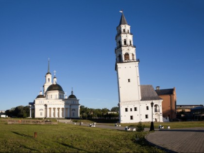 Foto: architektonische monumente, andere plätze, Schiefer Turm von Newjansk, Jekaterinburg