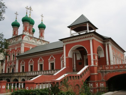 Foto: architektonische monumente, Hohe-Petrowski-Kloster, Moskau