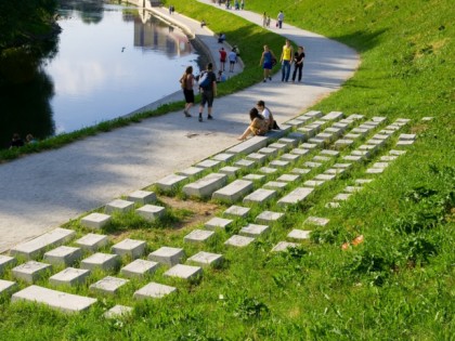 Foto: andere plätze, Denkmal der Computertastatur, Jekaterinburg