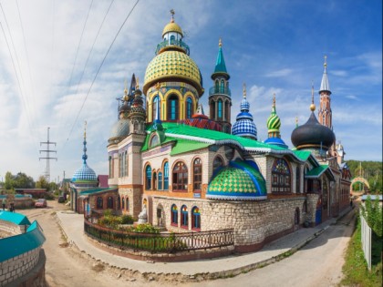 Foto: architektonische monumente, tempel und kultstätten, andere plätze, Tempel aller Religionen, Kasan