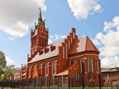 Foto: architektonische monumente, tempel und kultstätten, kathedralen und kirchen, andere plätze, Kirche zur Heiligen Familie, Kaliningrad