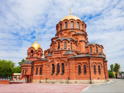 Foto: architektonische monumente, tempel und kultstätten, kathedralen und kirchen, andere plätze, Alexander-Newski-Kathedrale, Nowosibirsk