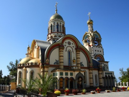 Foto: architektonische monumente, tempel und kultstätten, kathedralen und kirchen, Die St. Wladimir-Kathedrale, Sotschi