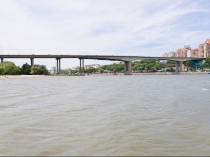 Foto: andere plätze, Woroschilowski Brücke, Rostow am Don