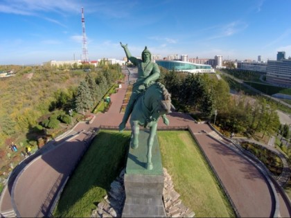 Foto: architektonische monumente, Salawat-Julajew-Denkmal   , Ufa