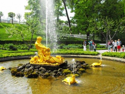 Foto: architektonische monumente, museen und ausstellungen, andere plätze, Schloss Peterhof, Sankt Petersburg