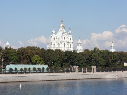 Foto: architektonische monumente, tempel und kultstätten, kloster, andere plätze, Смольный монастырь, Sankt Petersburg