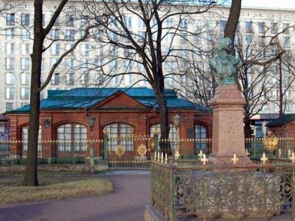 Foto: architektonische monumente, museen und ausstellungen, andere plätze, Häuschen Peter des Ersten, Sankt Petersburg