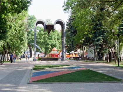 Foto: parks und unterhaltungsorte, Botanischer Garten, Krasnodar