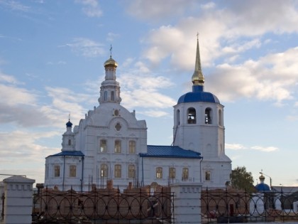 Foto: architektonische monumente, tempel und kultstätten, kathedralen und kirchen, andere plätze, Die Hodegitria-Kathedrale , Ulan-Ude