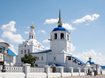 Foto: architektonische monumente, tempel und kultstätten, kathedralen und kirchen, andere plätze, Die Hodegitria-Kathedrale , Ulan-Ude