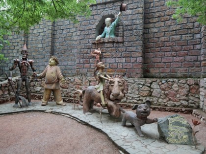 Foto: museen und ausstellungen, parks und unterhaltungsorte, Märchenlichtung-Museum, Jalta