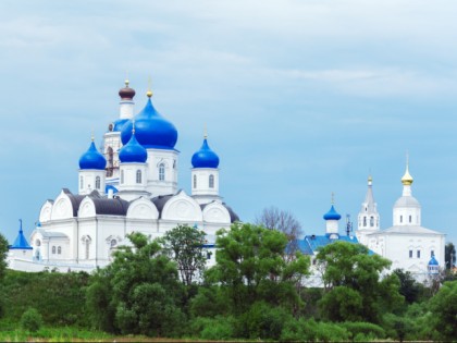 Foto: architektonische monumente, tempel und kultstätten, kloster, andere plätze, Mariä-Geburt-Kloster von Bogoljubowo, Wladimir