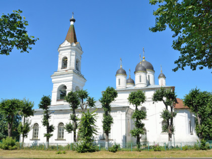 Foto: architektonische monumente, tempel und kultstätten, kathedralen und kirchen, andere plätze, Kirche der Weißen Dreifaltigkeit, Twer