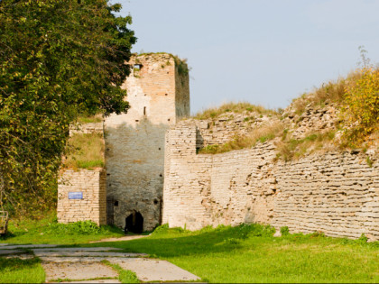 Foto: schlösser, burgen und paläste, Festung Isborsk, Isborsk