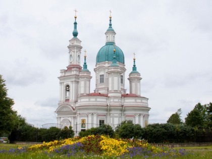 Foto: architektonische monumente, tempel und kultstätten, kathedralen und kirchen, andere plätze, Katharinenkathedrale, Kingissepp