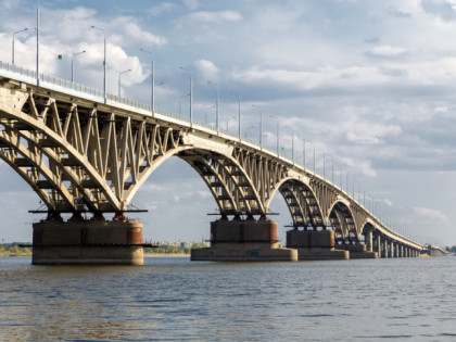 Foto: andere plätze, Brücke Saratow-Engels, Saratow