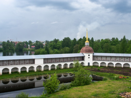 Foto: architektonische monumente, tempel und kultstätten, kloster, andere plätze, Tichwiner Kloster, Tichwin