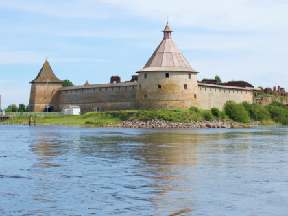 Foto: architektonische monumente, schlösser, burgen und paläste, andere plätze, Festung Oreschek, Schlüsselburg