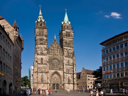 Foto: architektonische monumente, Sebalduskirche und Lorenzkirche, Bayern