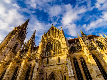 Foto: architektonische monumente, Dom St. Peter, Bayern