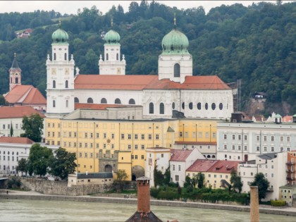 Foto: architektonische monumente, Der Passauer Stephansdom, Bayern