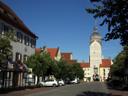 Foto: architektonische monumente, Stadtpfarrkirche St. Johann & Stadtturm, Bayern