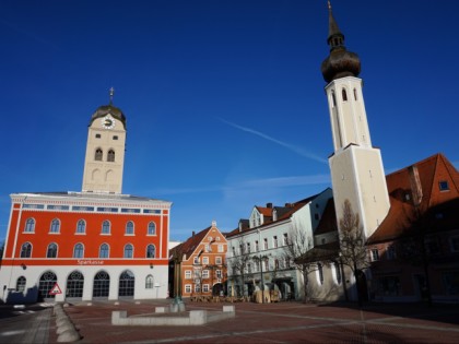 Foto: architektonische monumente, Stadtpfarrkirche St. Johann & Stadtturm, Bayern