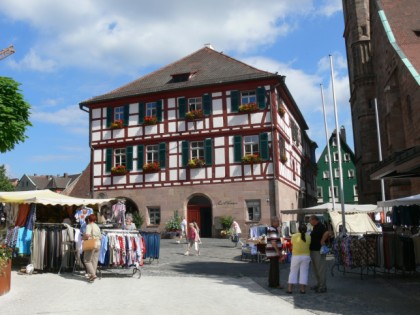 Foto: architektonische monumente, Rathaus mit Goldener Saal & Dach, Bayern