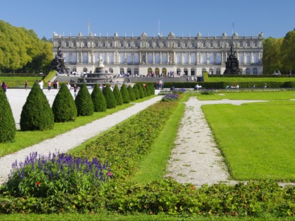 Foto: museen und ausstellungen, parks und unterhaltungsorte, schlösser, burgen und paläste, Das Schloss Herrenchiemsee, Bayern