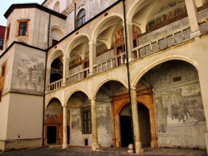 Foto: museen und ausstellungen, schlösser, burgen und paläste, Schloss Neuburg, Bayern