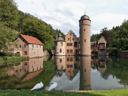 Foto: architektonische monumente, schlösser, burgen und paläste, Schloss Mespelbrunn, Bayern