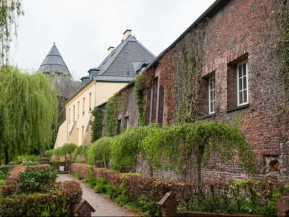 Foto: museen und ausstellungen, schlösser, burgen und paläste,  Museumszentrum Burg Linn, Nordrhein-Westfalen