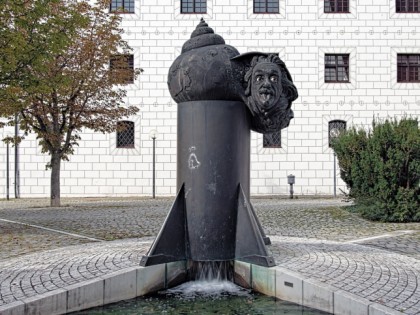 Foto: architektonische monumente, Einstein Brunnen, Baden-Württemberg