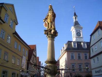 Foto: architektonische monumente, museen und ausstellungen, Historisches Rathaus & Urweltsmuseum, Baden-Württemberg