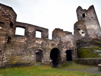 Foto: schlösser, burgen und paläste, Burgruine Winneburg, Rheinland-Pfalz