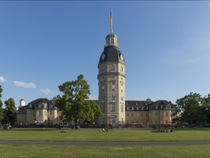 Foto: museen und ausstellungen, parks und unterhaltungsorte, schlösser, burgen und paläste, Schloss Karlsruhe, Baden-Württemberg