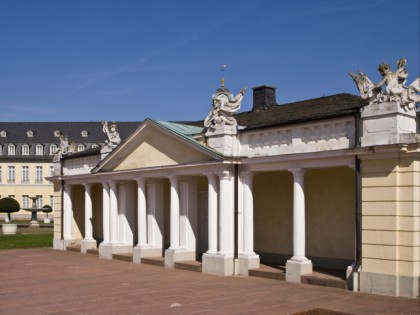 Foto: museen und ausstellungen, parks und unterhaltungsorte, schlösser, burgen und paläste, Schloss Karlsruhe, Baden-Württemberg