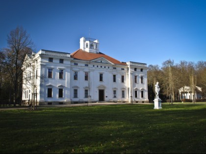 Foto: museen und ausstellungen, parks und unterhaltungsorte, schlösser, burgen und paläste, Schloss und Park Georgium, Sachsen-Anhalt